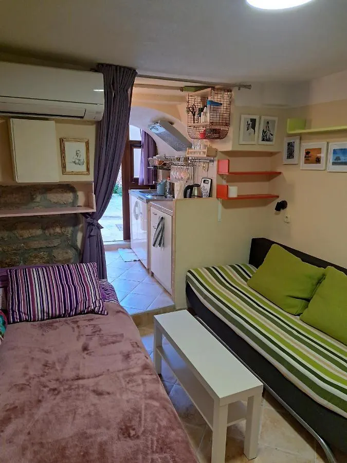 Tomic Apartment Cres